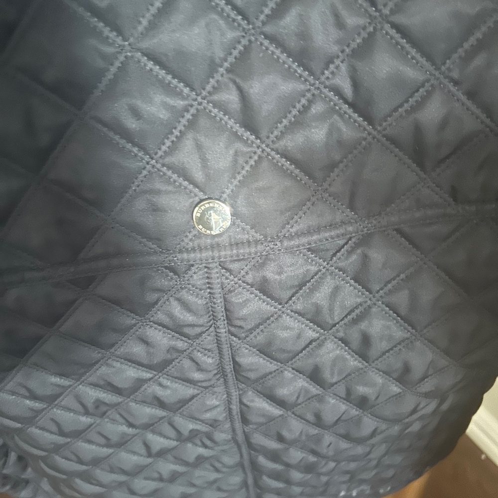 Burberry Brit Black Quilted Puffer Jacket with Hood - Picture 8 of 12
